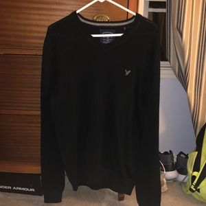 Black American Eagle sweater (never worn)